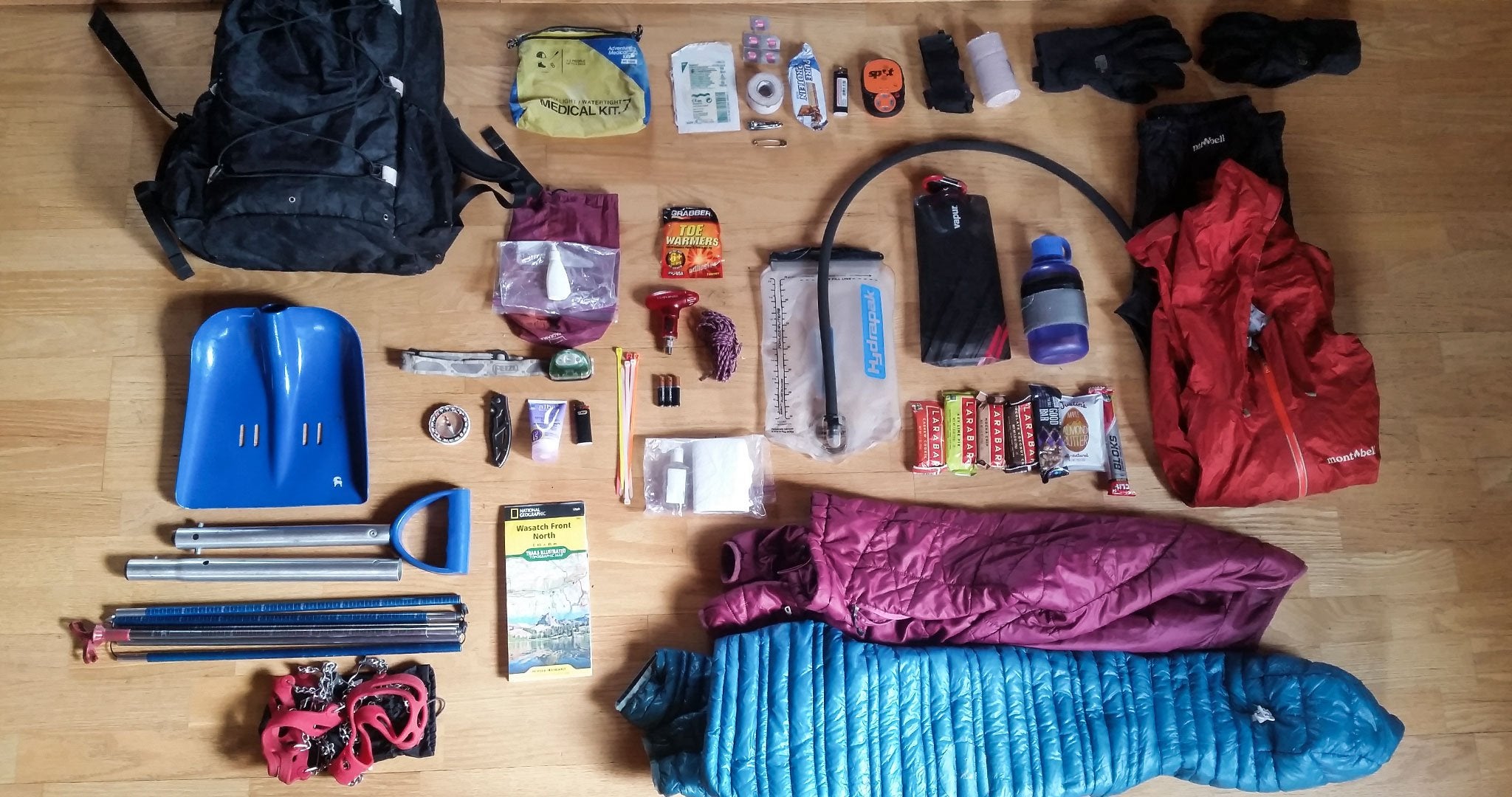 A Season-to-Season Guide to Ultralight Day Hiking Gear Lists