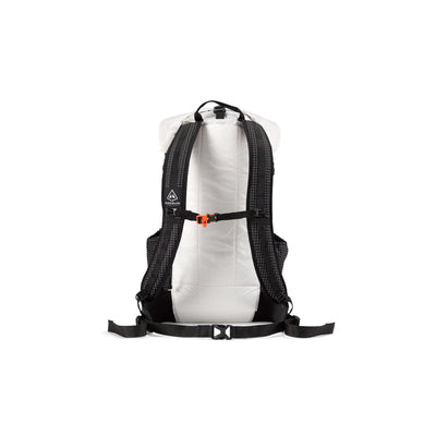 Rear view of the Hyperlite Mountain Gear Elevate 22 showing the shoulder straps with thumb loops