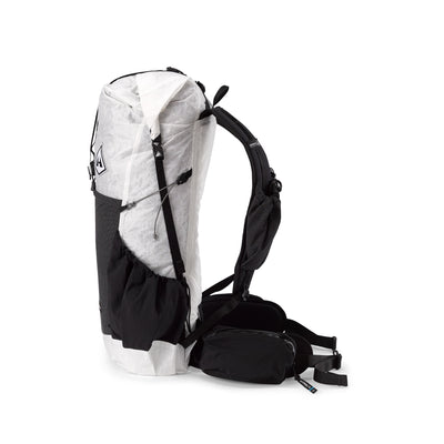 Side view of the Hyperlite Mountain Gear Waypoint 35 showing the 100D Dyneema® Gridstop side pockets
