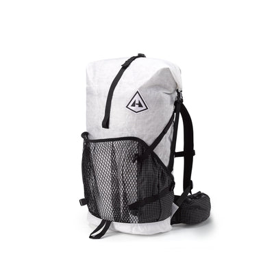 Front view of the Hyperlite Mountain Gear Junction 40 in White