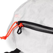 Close up of the zippered pocket on the removable lid on the Hyperlite Mountain Gear Crux 40