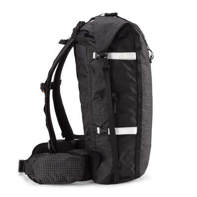 Right side view of Hyperlite Mountain Gear's Porter 40 Pack in Black showing hip belt and straps