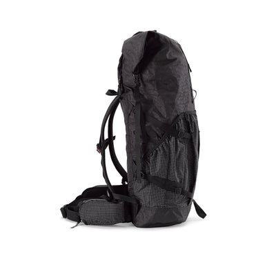 Right side view of Hyperlite Mountain Gear's Southwest 70 Pack in Black